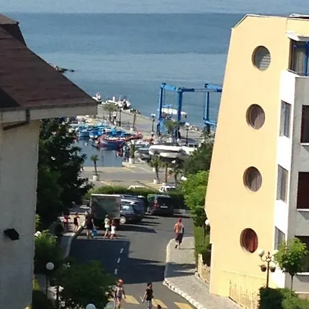 Kвартира с видом на море Appartement Sveti Vlas